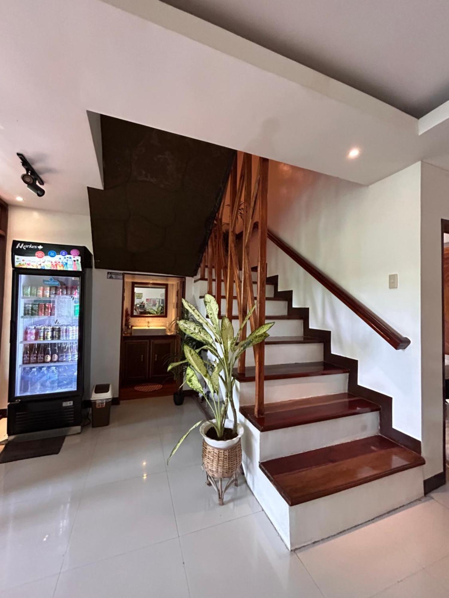 Puyo Suites Homestay เจเนอรัลลูนา ภายนอก รูปภาพ