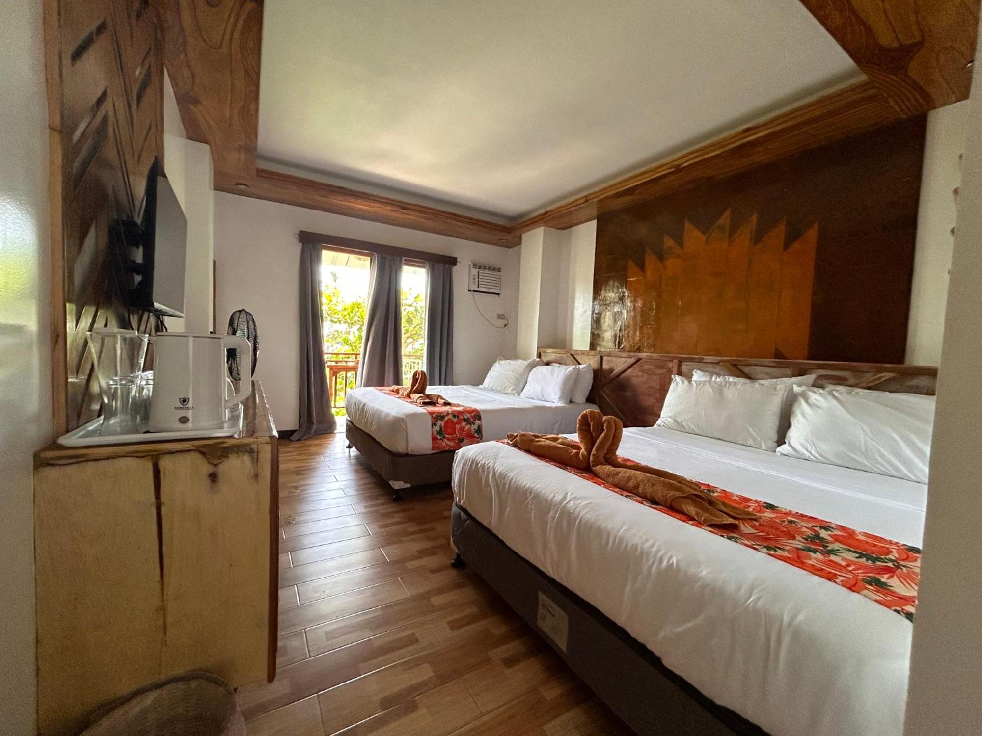 Puyo Suites Homestay เจเนอรัลลูนา ภายนอก รูปภาพ